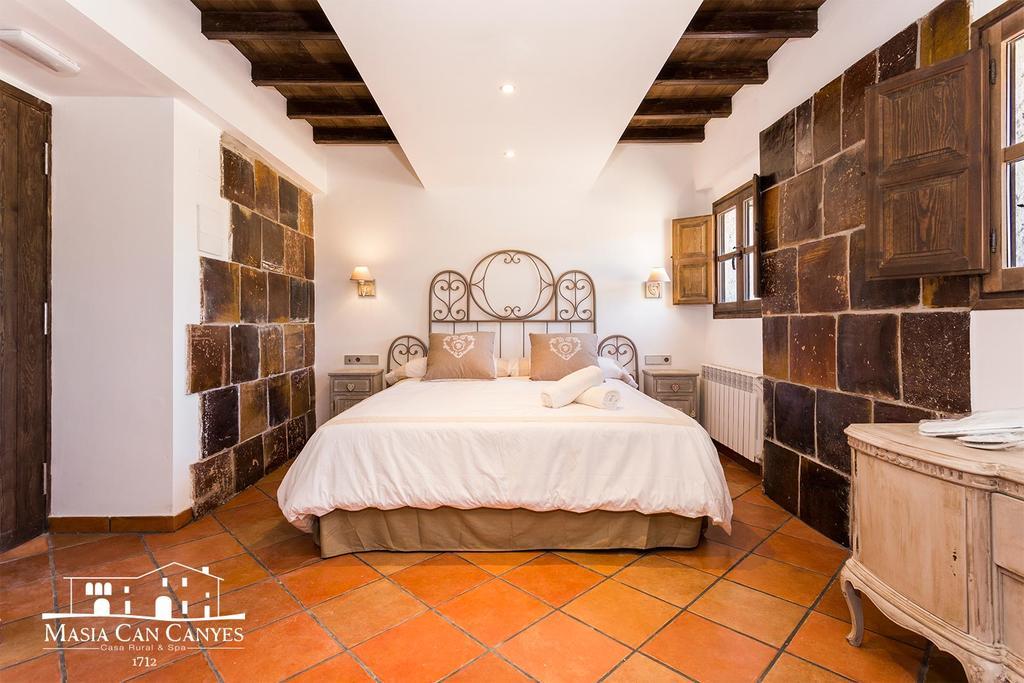Masia Can Canyes & Spa San Lorenzo de Hortons ภายนอก รูปภาพ